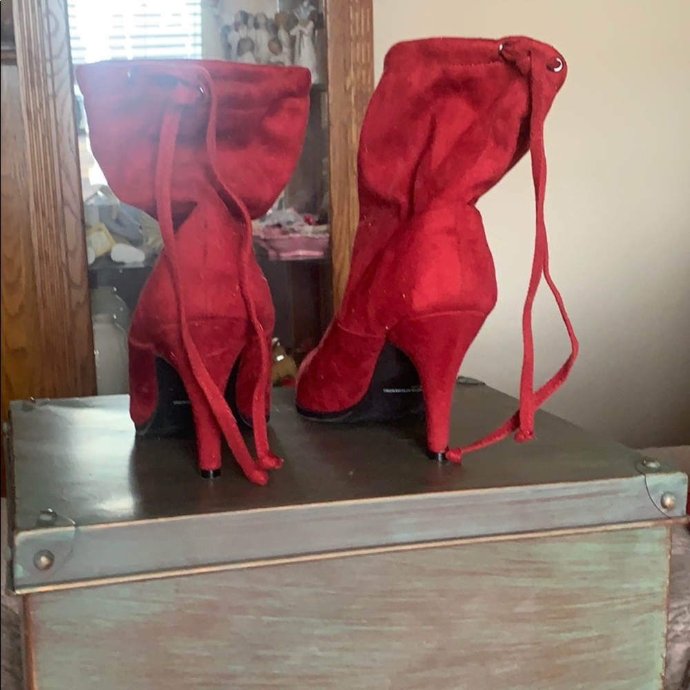 Red Hot Boots ! Never worn !